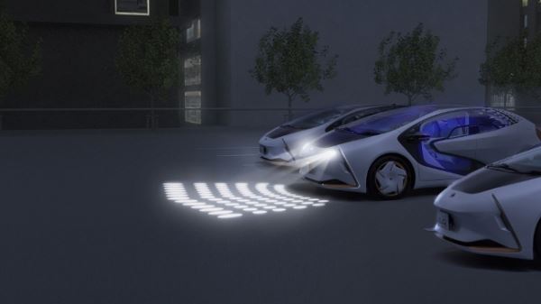 Концептуальный автомобиль Toyota LQ готов подружится со своим водителем