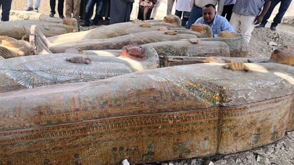 Археологи в Египте нашли более 20 саркофагов Нового царства