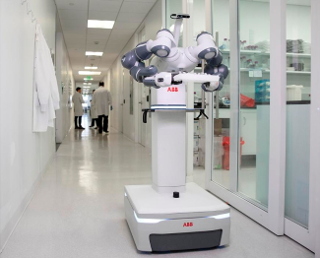 ABB представила концепцию мобильного лабораторного робота для «Больницы будущего»